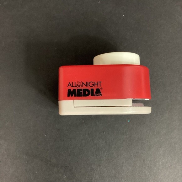 All Night Media-Corner Paper Punch-Scalloped Heart-Red-Craft Journal Scrapbook - Picture 4 of 5